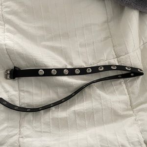 brandy melville grommet belt